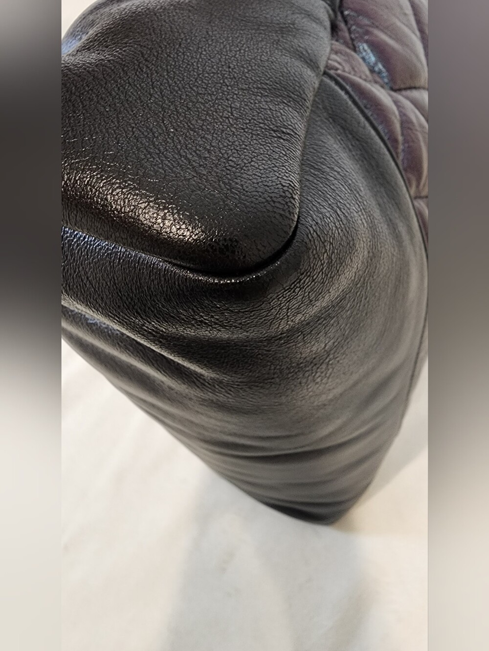 Chanel 31 Crinkled Calfskin Iridescent 2 Way - Picture 8 of 16